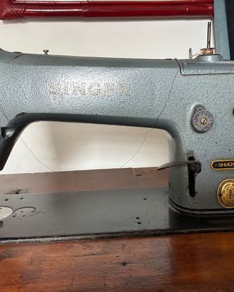 Macchina da cucire singer modello 196k205