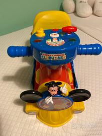 Trenino MICKEY MOUSE CLUB HOUSE