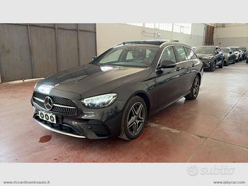 MERCEDES-BENZ E 300 de S.W. 4M Auto Pl.in hyb. Pre