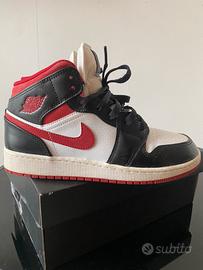 Air Jordan 1 MID