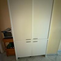 Mobile kitchenette completo di elettrodomestici