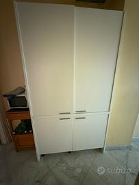 Mobile kitchenette completo di elettrodomestici