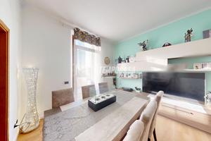 ALBIOLO | AMPIO TRILOCALE RISTRUTTURATO CON BOX