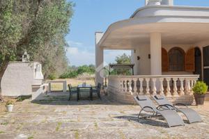 VILLA SINGOLA A FRANCAVILLA FONTANA