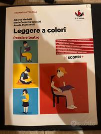 Libro di poesia e teatro scuola superiore