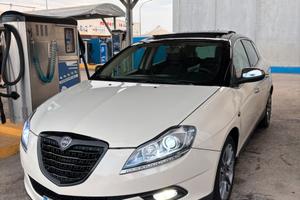 Lancia delta 2009 1.6 mjt