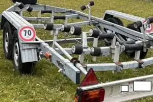 CARRELLO BARCA REVISIONATO IN CONDIZIONI PERFETTE