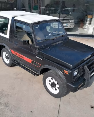 Suzuki Santana Sj 410 con gancio traino 