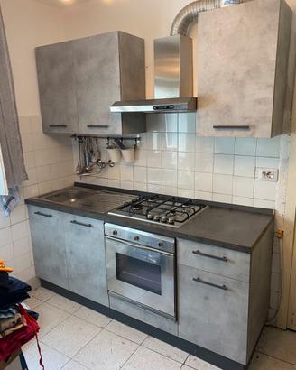 Cucina,divano letto a tre posti, divano 2 posti