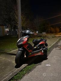 Aprilia SR factory r 50