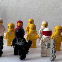 Lego classic soace anni ‘80. 15 Minifigure