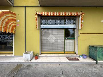 NEGOZIO A CASALMAGGIORE