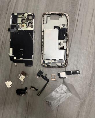 Iphone 16 Pro - Parti Ricambio