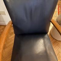 Coppia di poltrone di pelle