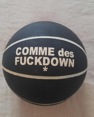 Pallone basket Comme des Fuckdown originale