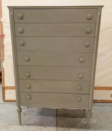 Settimino in legno in stile provenzale con piedini