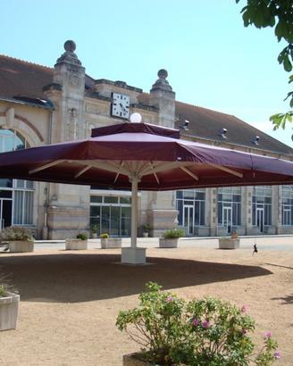 Ombrellone gigante / gazebo  100 mq