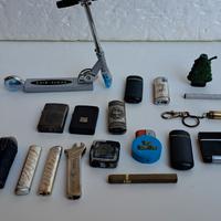 Collezione di accendini in miniatura Vintage 18 Pe