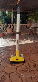 Lavapavimenti a batteria della Karcher Ewm2