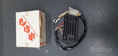 REGOLATORE DI CORRENTE SUZUKI PER GS - GS KATANA -