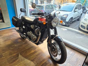 Triumph Bonneville T120 SUPER ACCESSORIATA