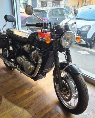 Triumph Bonneville T120 SUPER ACCESSORIATA