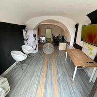 NEGOZIO A FOSSANO