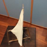Barca in legno fatta a mano