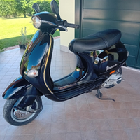 Scooter Vespa Piaggio 150