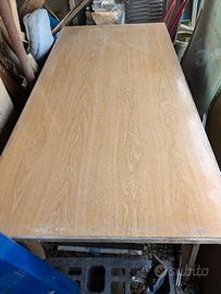 tavolo in legno vissuto 