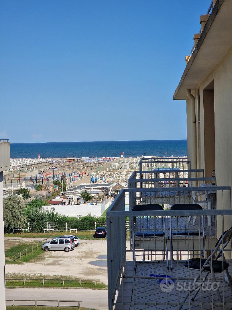 Appartamento con vista mare con 3 camere letto - View 2
