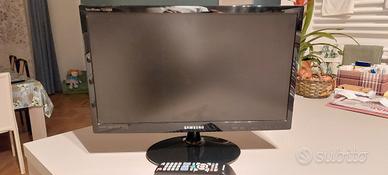 tv samsung mod T22A300 22 pollici