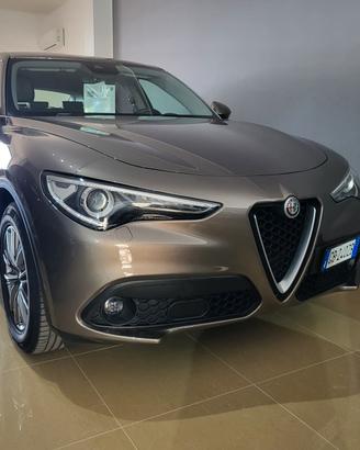 Alfa Romeo Stelvio 2.2 Turbodiesel 180 CV AT8 Q4 E