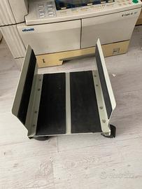 Carrello supporto case per pc