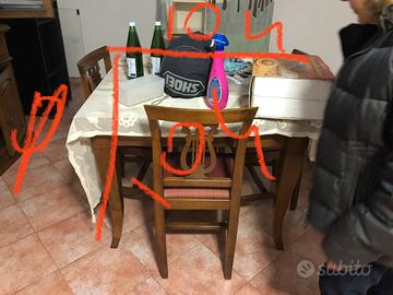 Tavolo quadrato allungabile con sedie
