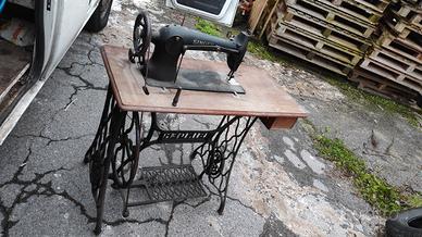 macchina per cucire singer completa di banco 