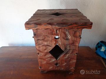 Sgabello in Legno Massello