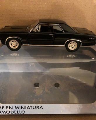 1:43 american car