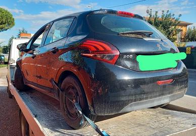 Ricambi per Peugeot 208 anno 2019