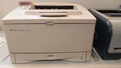 2 Stampanti  LaserJet di cui una a colori.