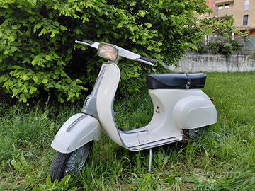 Vespa Special CONSERVATA ! 