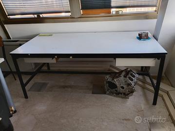 10 tavoli da ufficio in laminato bianco