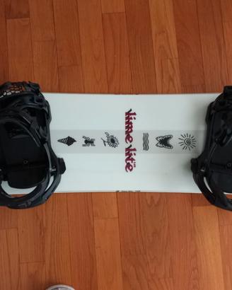 Tavola snowboard K2 donna con attacchi Nidecker
