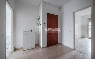 Appartamento di 148 mq sito al quarto piano