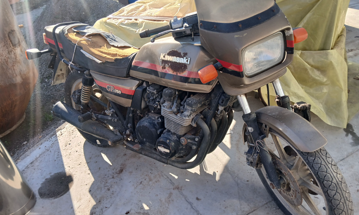 Kawasaki Gpz 750