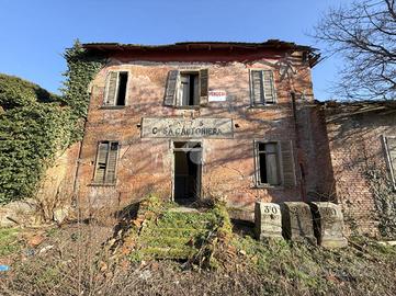 CASA INDIPENDENTE A CASSINE