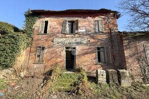 CASA INDIPENDENTE A CASSINE