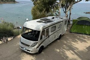 HYMER exis-i 588 Cambio Automatico