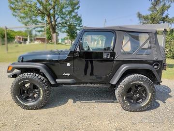 Jeep Wrangler 2.5 Soft top 4 posti