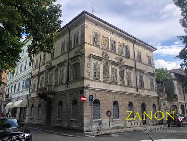 Palazzo / Stabile - Gorizia